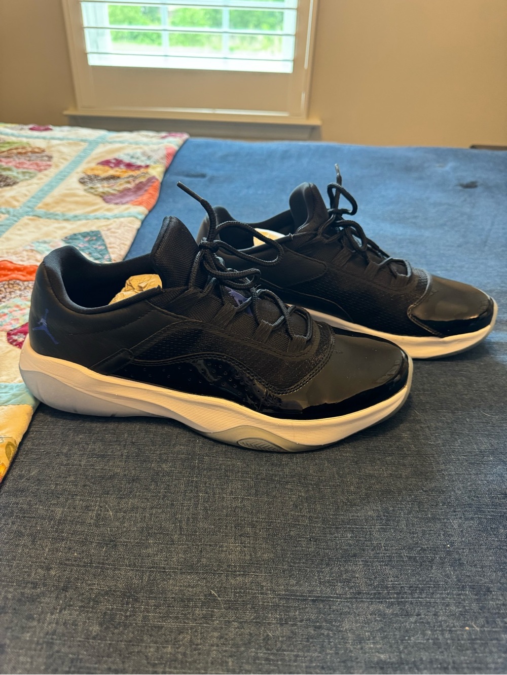 Nike Air Jordan Men's Black and White Low-Top Athletic Sneakers